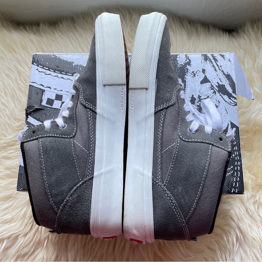 VANS Half Cab Skate Shoes Men 8 Grey White Mid Top Classic Sneaker Runner - Picture 3 of 10